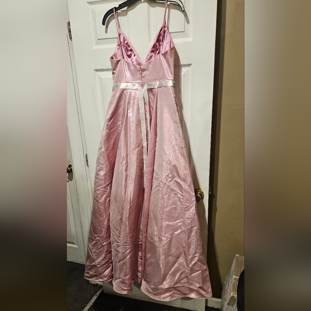 JOVANI GOWN - Picture 3 of 3